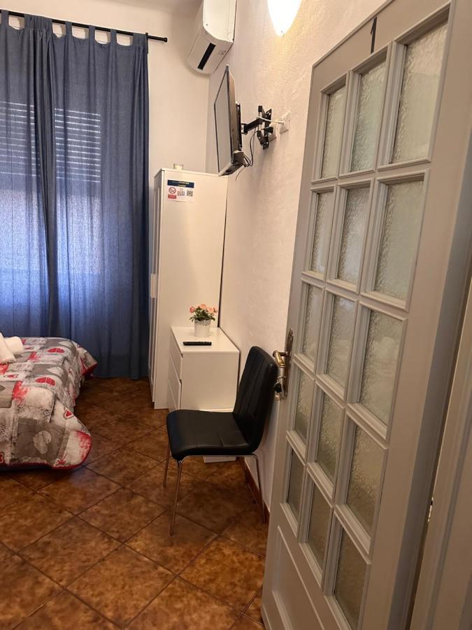 Crown Guest House Pisa Exterior foto