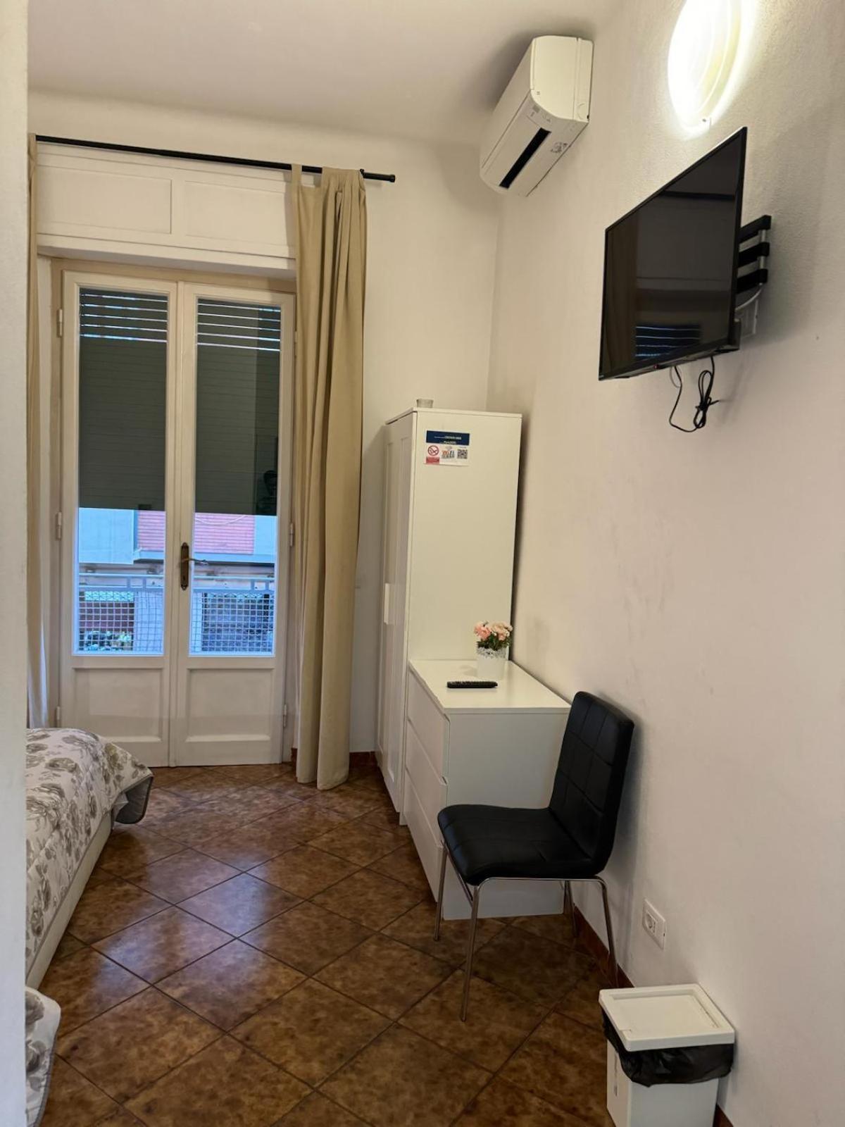 Crown Guest House Pisa Exterior foto
